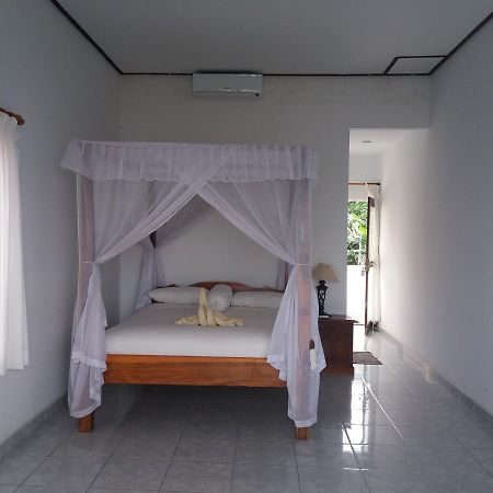 Warung Jemeluk & Home Stay Amed Eksteriør bilde