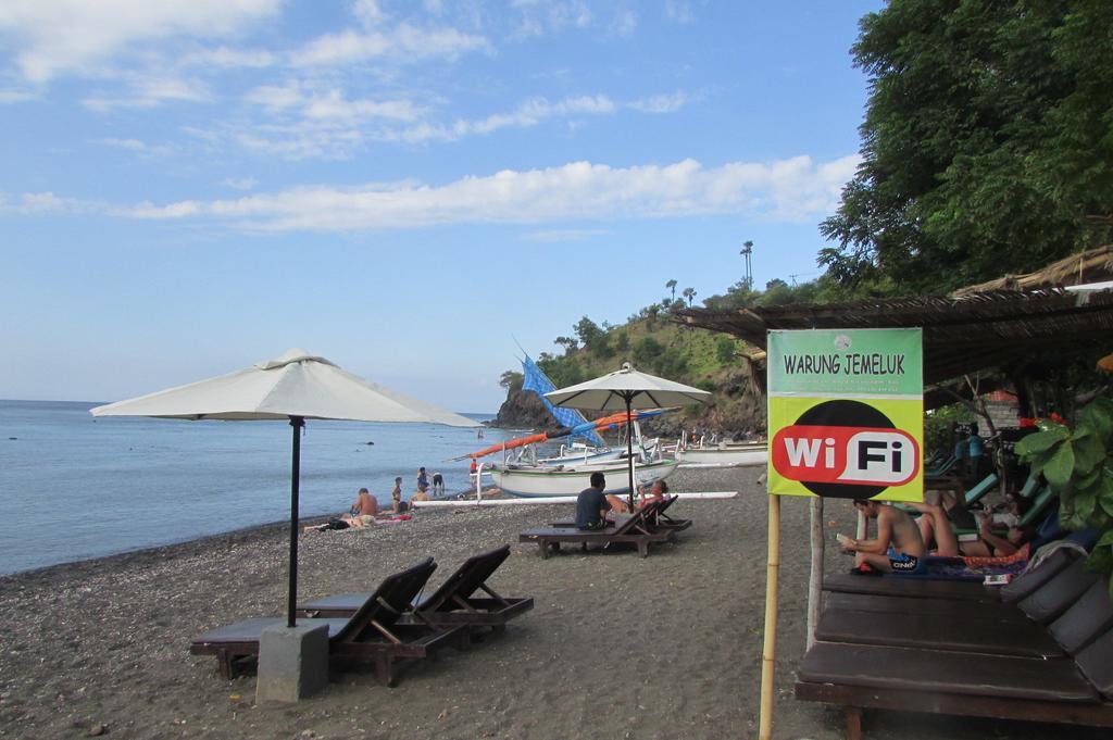 Warung Jemeluk & Home Stay Amed Rom bilde