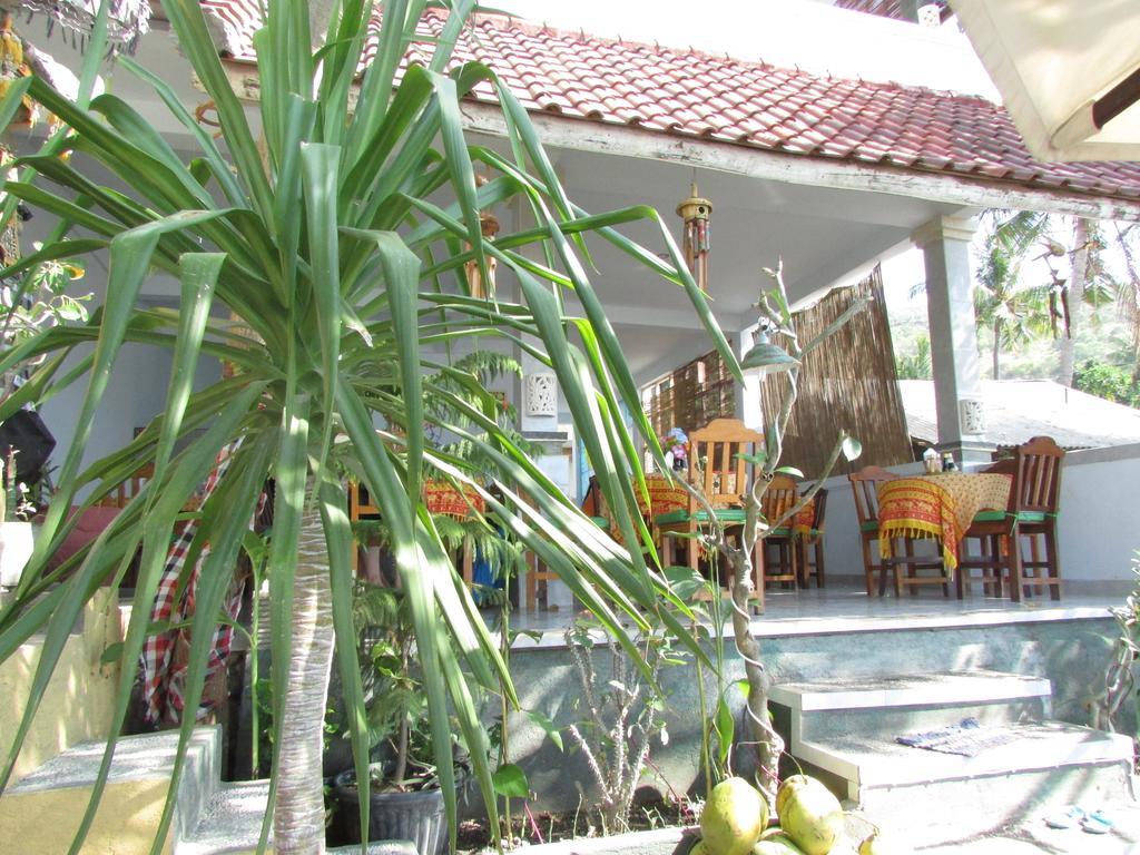 Warung Jemeluk & Home Stay Amed Eksteriør bilde