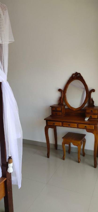 Warung Jemeluk & Home Stay Amed Eksteriør bilde